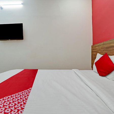 Hotel O Lavish Stay Sururnagar 外观 照片
