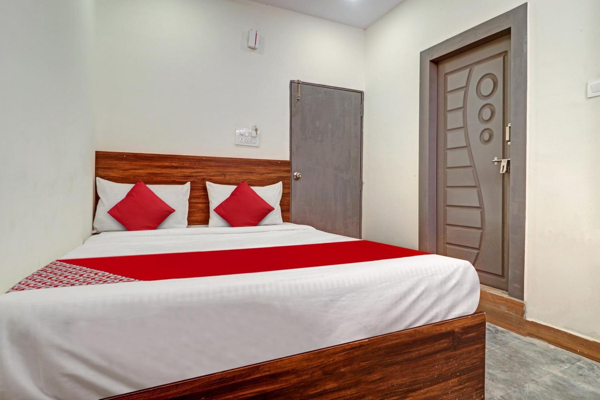 Hotel O Lavish Stay Sururnagar 外观 照片