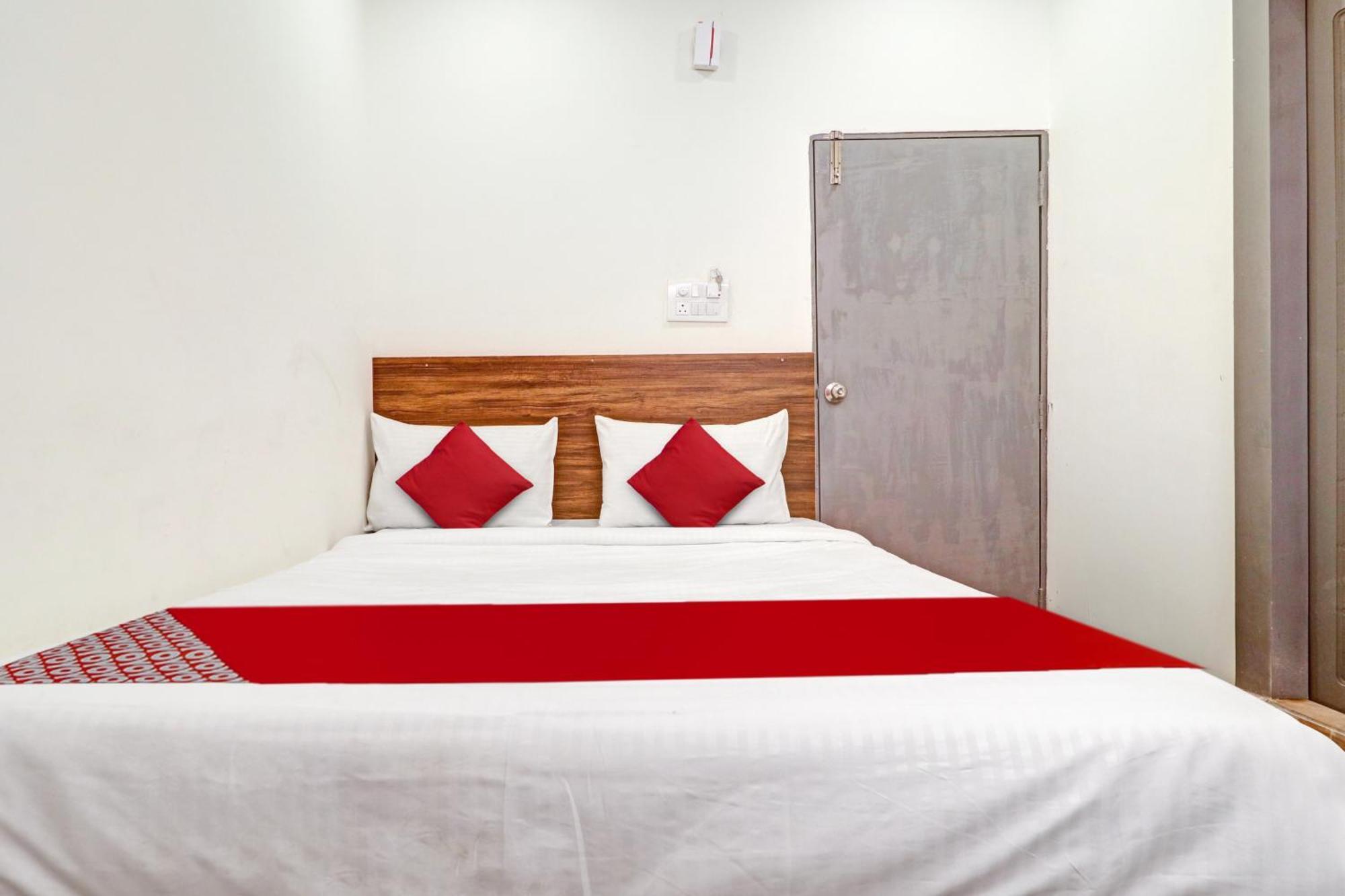 Hotel O Lavish Stay Sururnagar 外观 照片