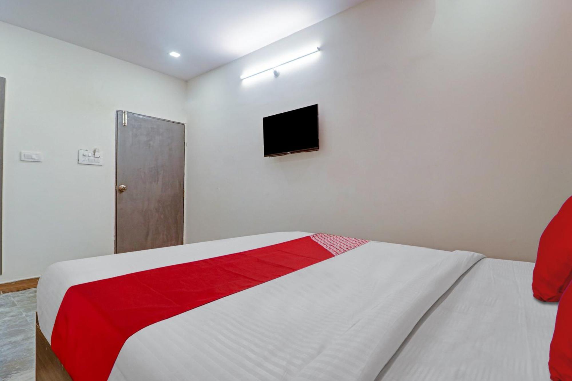 Hotel O Lavish Stay Sururnagar 外观 照片
