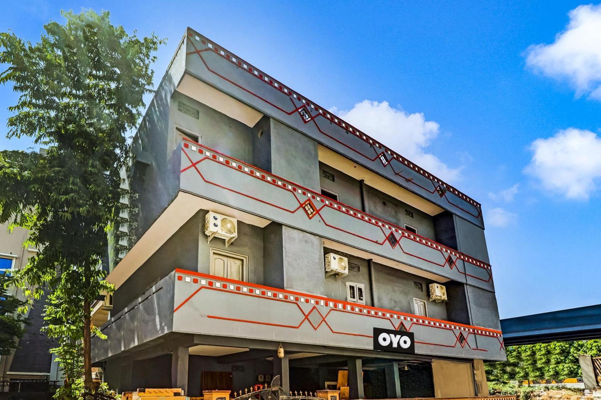 Hotel O Lavish Stay Sururnagar 外观 照片